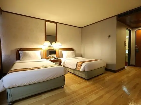 Premier Room