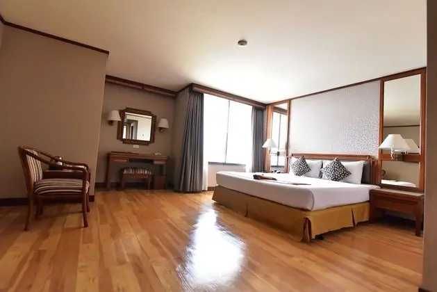 Premier Room
