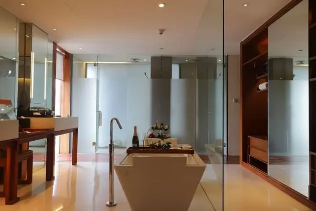 Vertigo suite