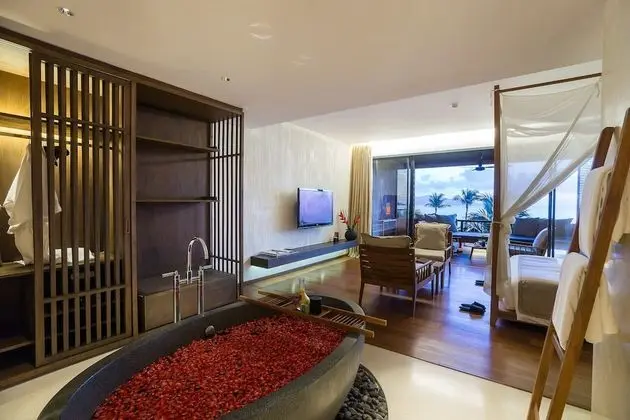 Seaview XL Double Room