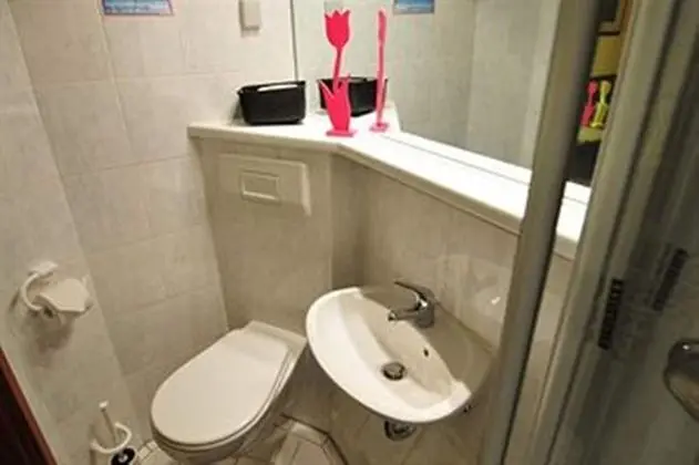 Tek Kişilik Oda