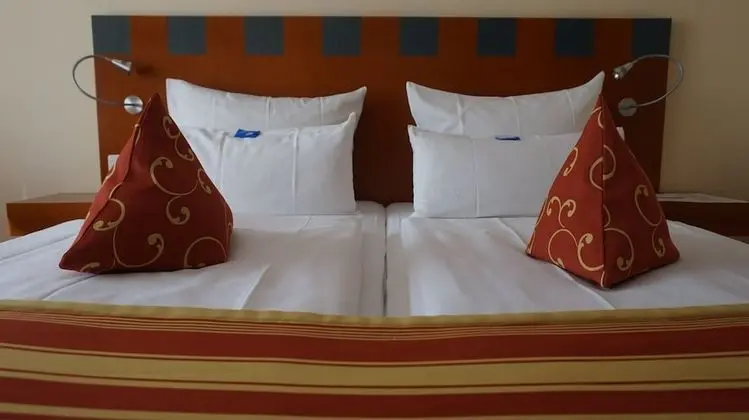 Royal Tek Büyük Yataklı Oda, 1 Büyük (Queen) Boy Yatak (Comfort)