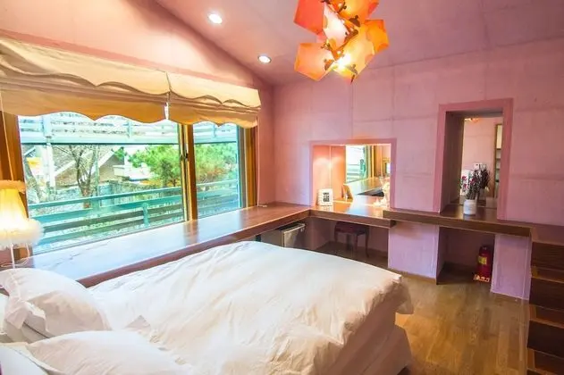 Dwell Family Apartment - 2 Bedrooms