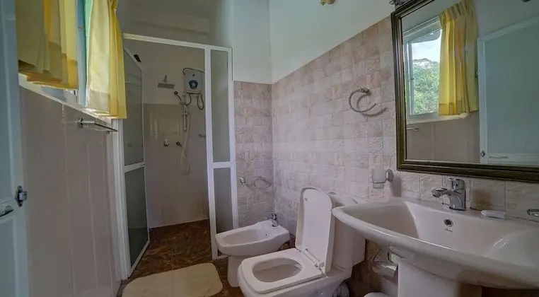 Deluxe Oda, 2 Çift Kişilik Yatak, Balkon, Tepe Manzaralı (King)
