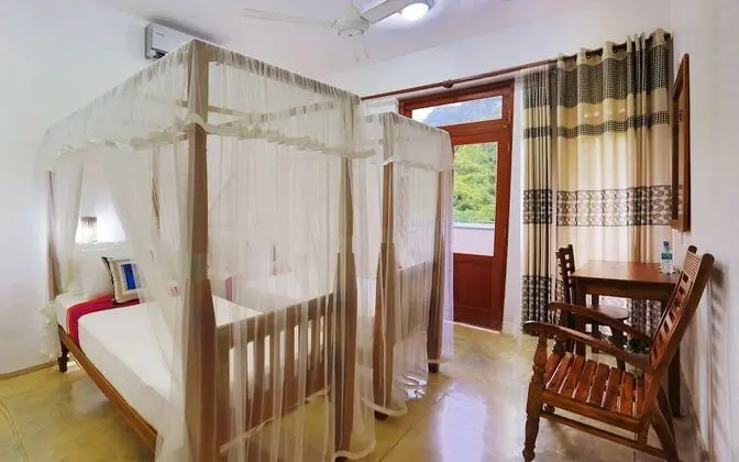 Deluxe Tek Büyük veya İki Ayrı Yataklı Oda