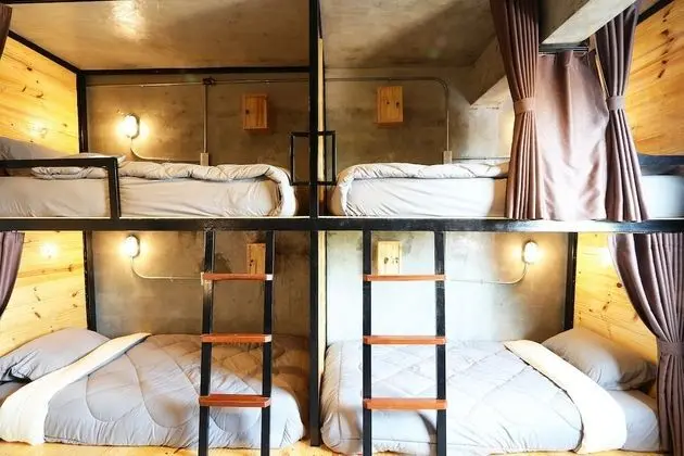 6-Bed Private Room
