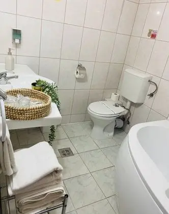 Basic İki Ayrı Yataklı Oda