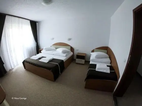 Standard Üç Kişilik Oda