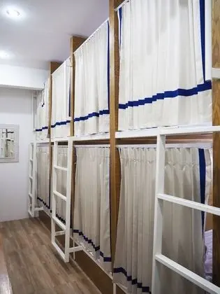 10-Bed Mixed Dormitory