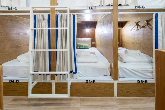 10-Bed Mixed Dormitory