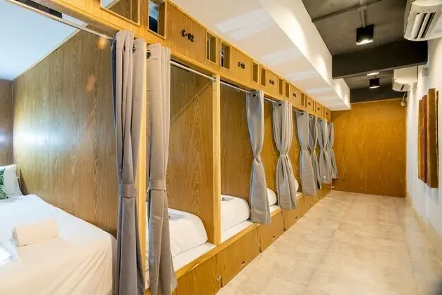 5-Single Cabin Mixed Dormitory