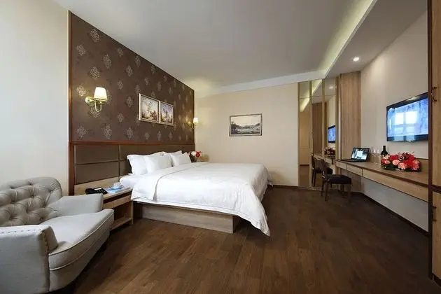 Deluxe Tek Büyük Yataklı Oda