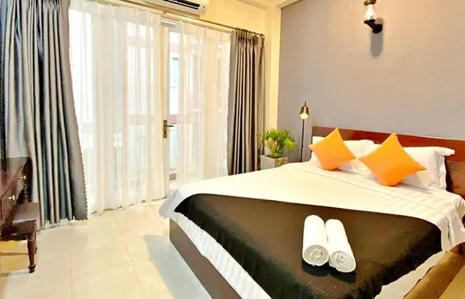 Deluxe Tek Büyük Yataklı Oda
