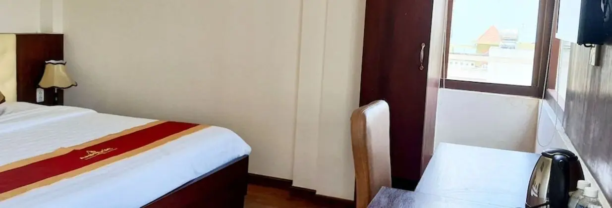 Deluxe Tek Büyük Yataklı Oda