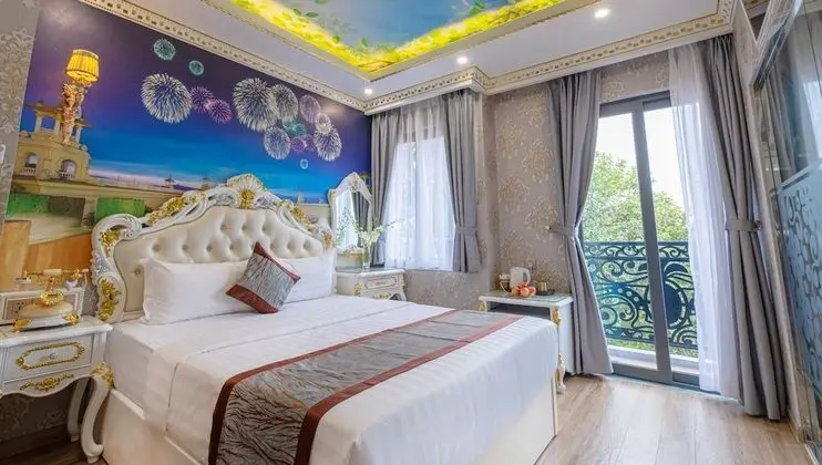 Luxury Stüdyo, Sıcak Su Havuzu