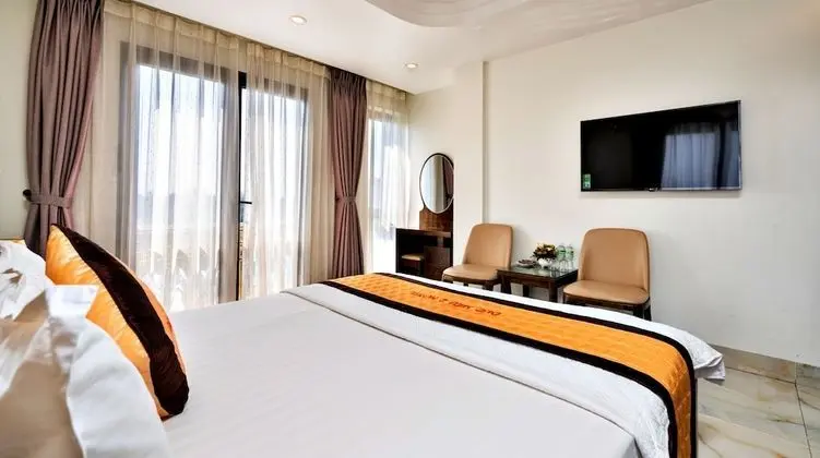 Deluxe Tek Büyük Yataklı Oda