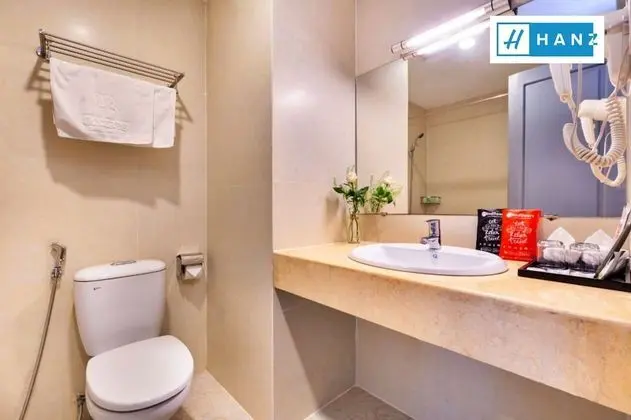 Deluxe Tek Büyük Yataklı Oda, 1 Büyük (Queen) Boy Yatak, Sigara İçilmez, Şehir Manzaralı