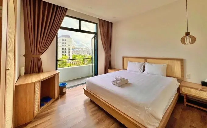 Deluxe Tek Büyük Yataklı Oda