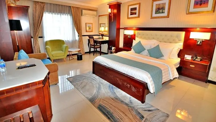 Deluxe Tek Büyük Yataklı Oda, 1 Büyük (Queen) Boy Yatak, Şehir Manzaralı