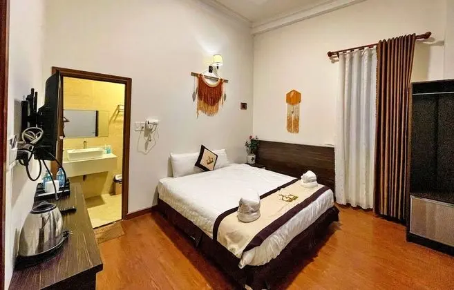 Superior Tek Büyük Yataklı Oda, 1 Büyük (Queen) Boy Yatak, Balkon, Şehir Manzaralı