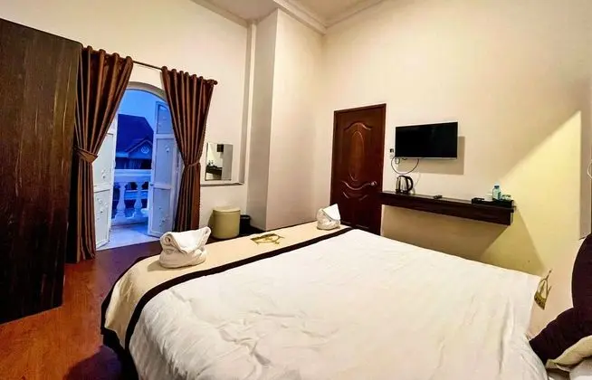 Superior Tek Büyük Yataklı Oda, 1 Büyük (Queen) Boy Yatak, Balkon, Şehir Manzaralı