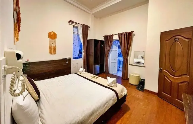 Superior Tek Büyük Yataklı Oda, 1 Büyük (Queen) Boy Yatak, Balkon, Şehir Manzaralı
