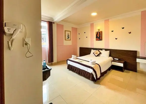 Superior Tek Büyük Yataklı Oda, 1 Büyük (Queen) Boy Yatak, Sigara İçilmez, Şehir Manzaralı