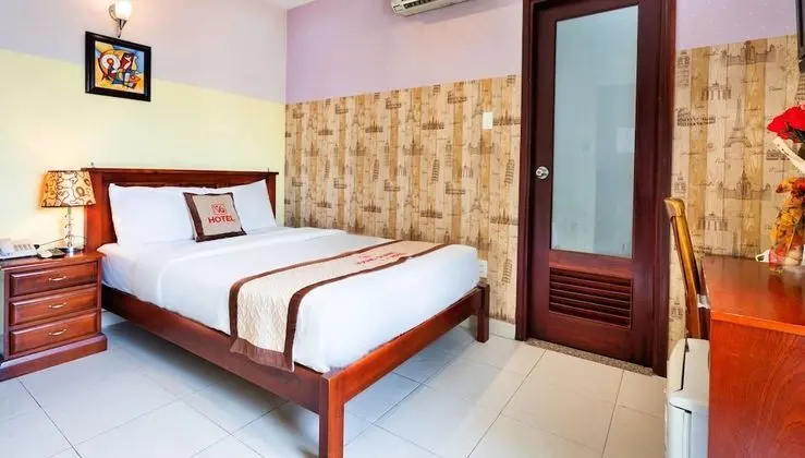 Deluxe Tek Büyük Yataklı Oda, 1 Büyük (Queen) Boy Yatak, Balkon, Şehir Manzaralı