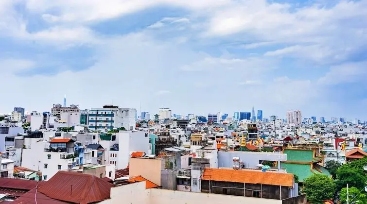 Deluxe Tek Büyük Yataklı Oda, 1 Büyük (Queen) Boy Yatak, Balkon, Şehir Manzaralı