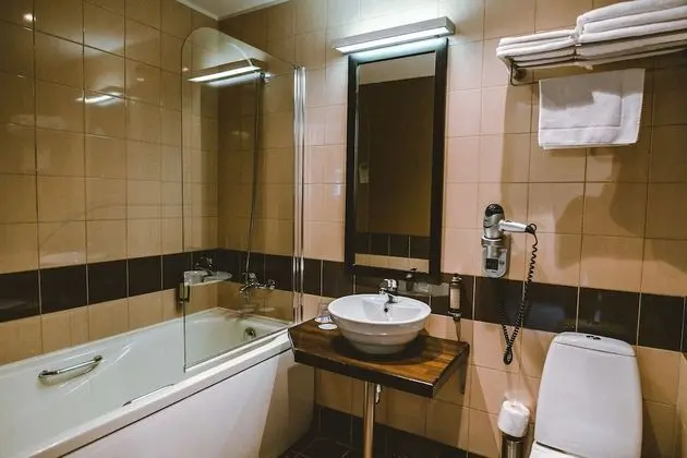 Tek Büyük veya İki Ayrı Yataklı Oda