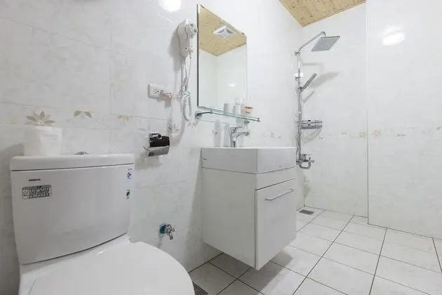 Basic Tek Büyük Yataklı Oda