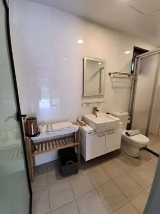Basic Tek Büyük Yataklı Oda
