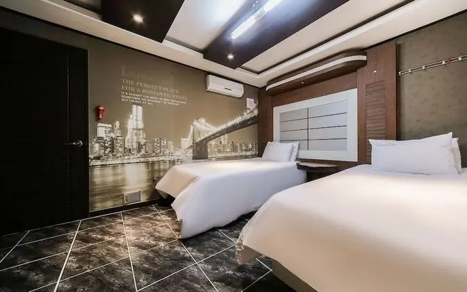 Oda (Twin (100% disinfection / good room a)