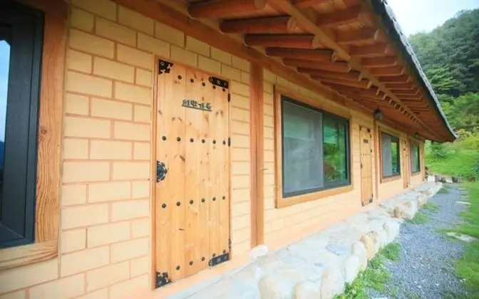 Oda (Happiness (Hwangtohan Okdong))