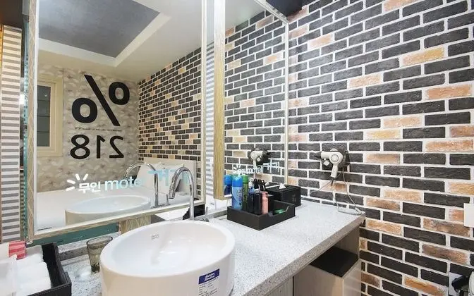 Oda (Car Automated Room)