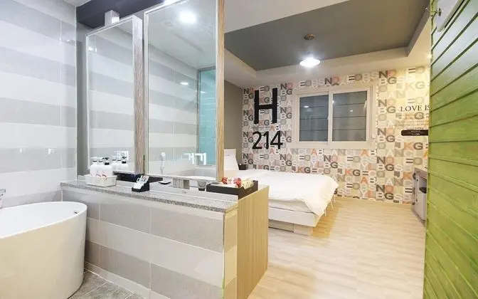 Oda (Car Automated Room)