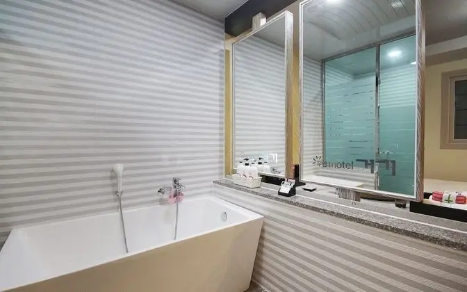 Oda (Car Automated Room)