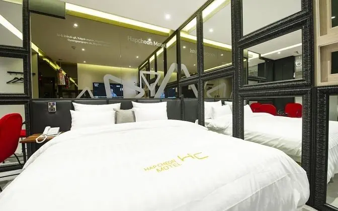 Oda (Deluxe (net-flix viewing/two-person b)