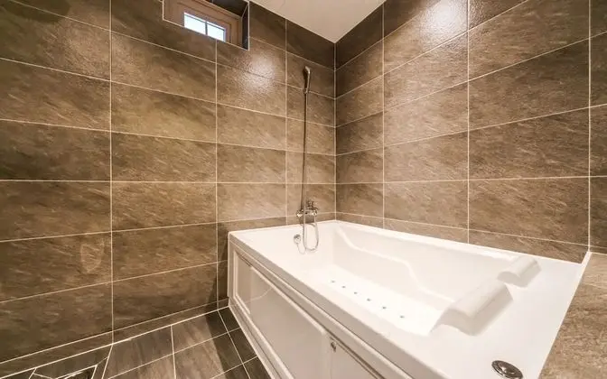 Oda (Deluxe (net-flix viewing/two-person b)