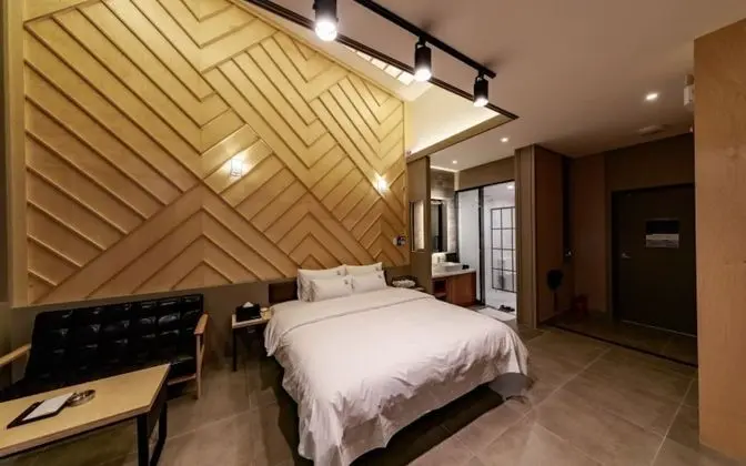 Oda (BLIND CURTAIN 203)