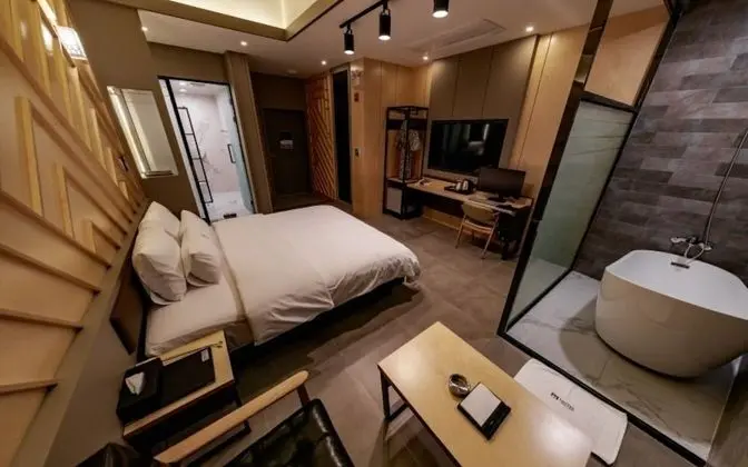 Oda (BLIND CURTAIN 203)