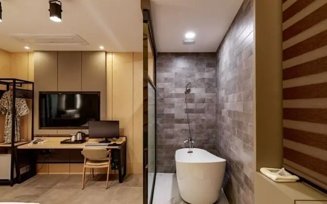 Oda (BLIND CURTAIN 203)