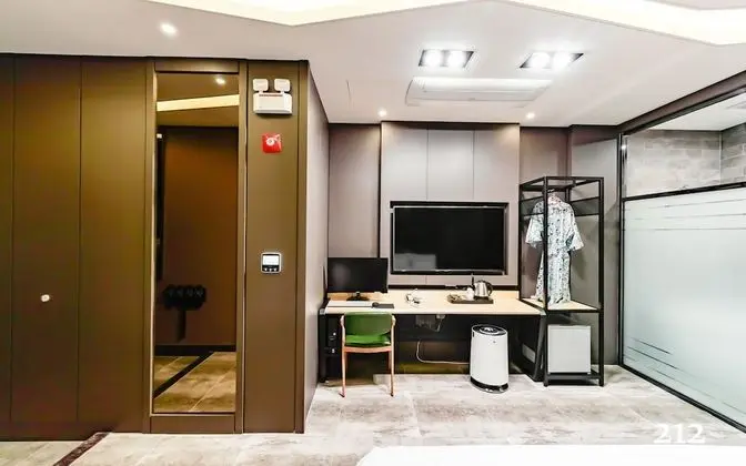 Oda (Deluxe-bathtub (System air conditione)