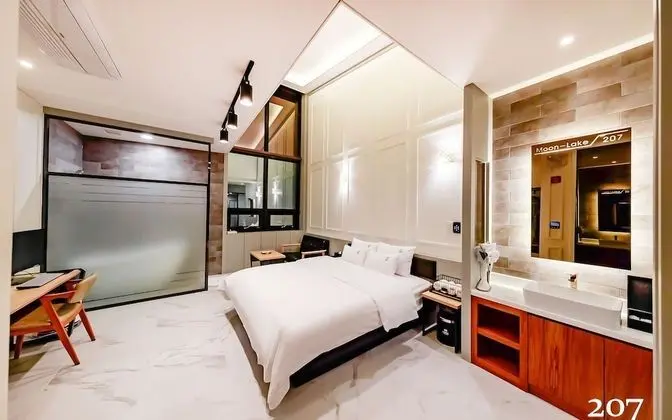 Oda (Deluxe-bathtub (System air conditione)