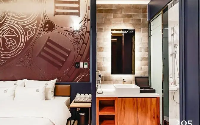 Oda (Deluxe-bathtub (System air conditione)