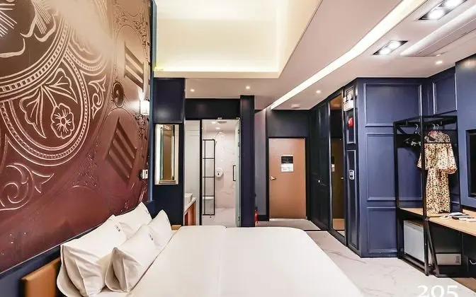 Oda (Deluxe-bathtub (System air conditione)