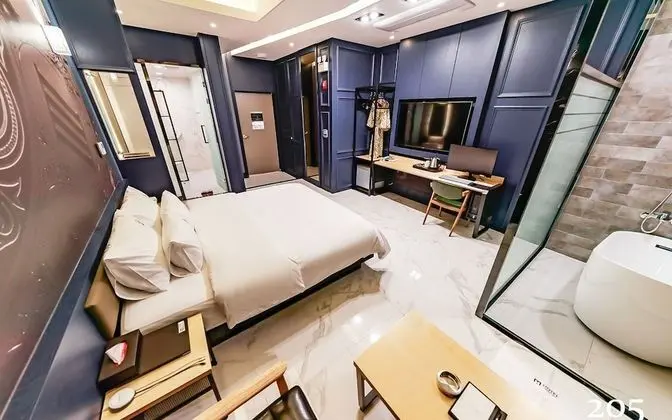 Oda (Deluxe-bathtub (System air conditione)