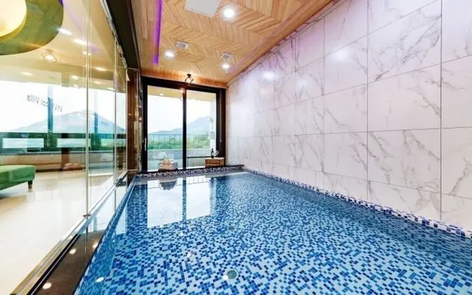 Oda (Luxury Pool Villa Room (302))