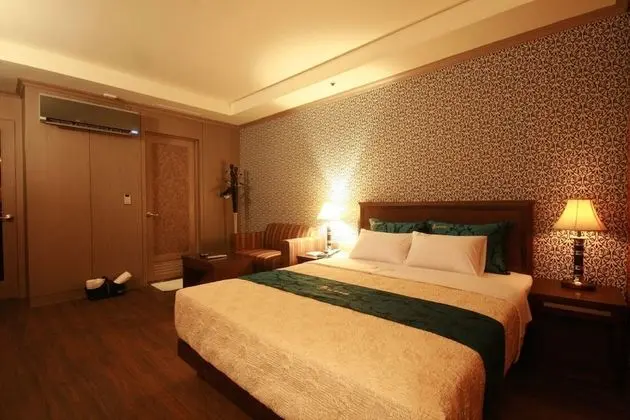 Oda (Special Room)
