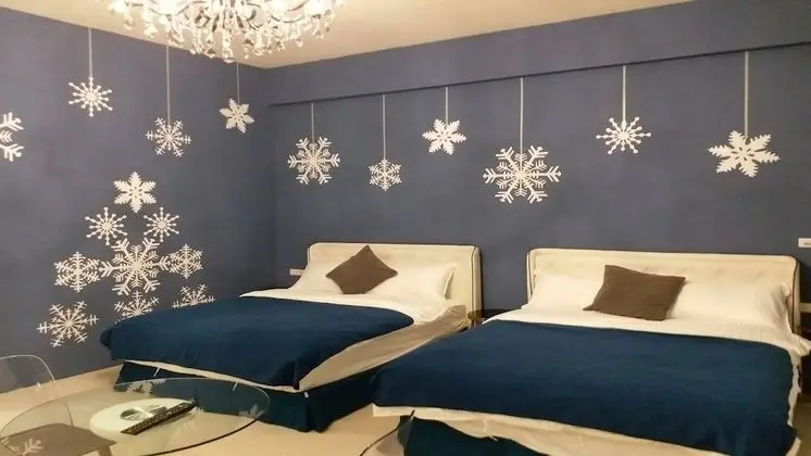 Romantic Dört Kişilik Oda, 2 Çift Kişilik Yatak, Sigara İçilmez, Şehir Manzaralı